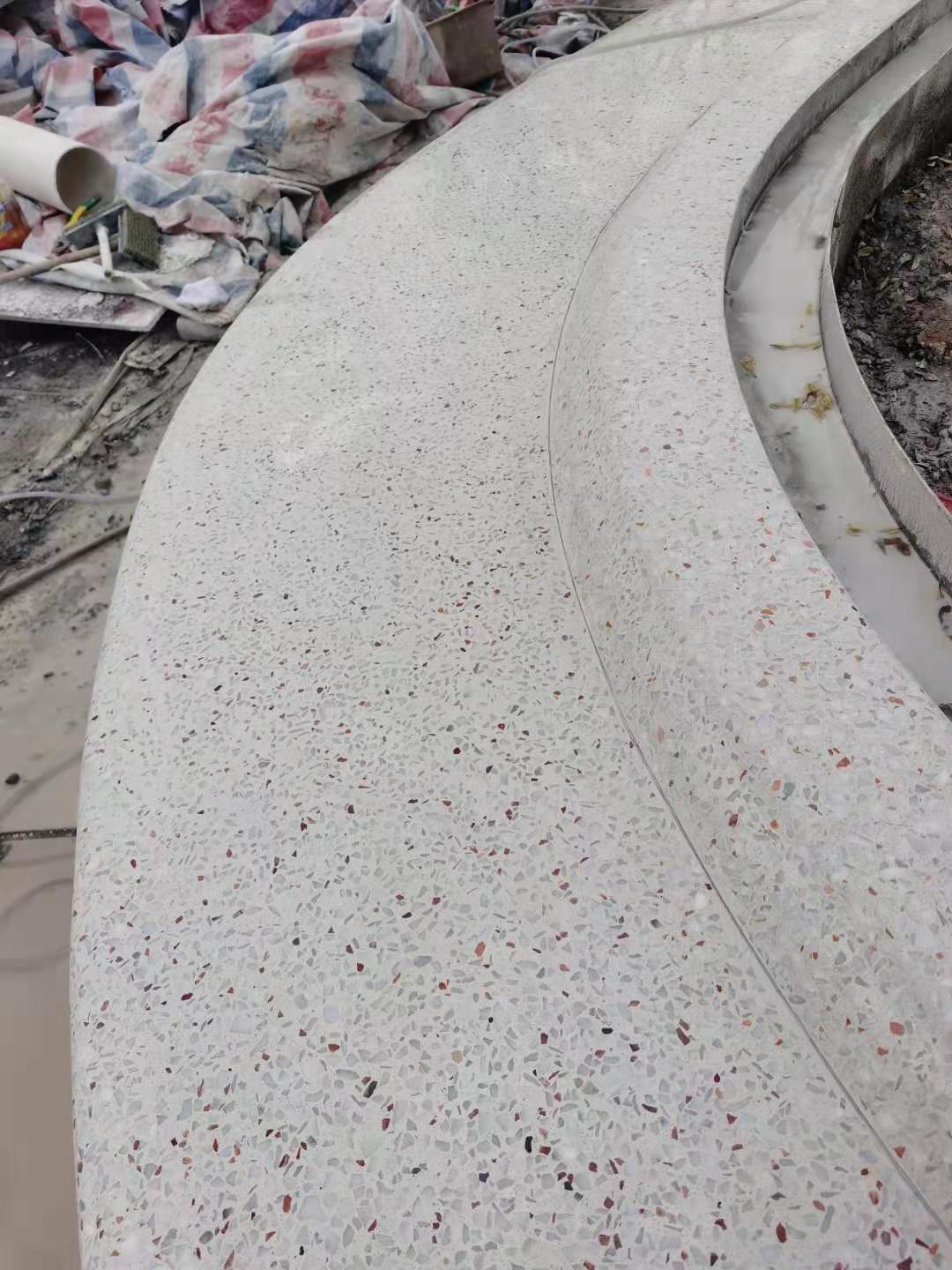 无机水磨石室外景观坐凳案例